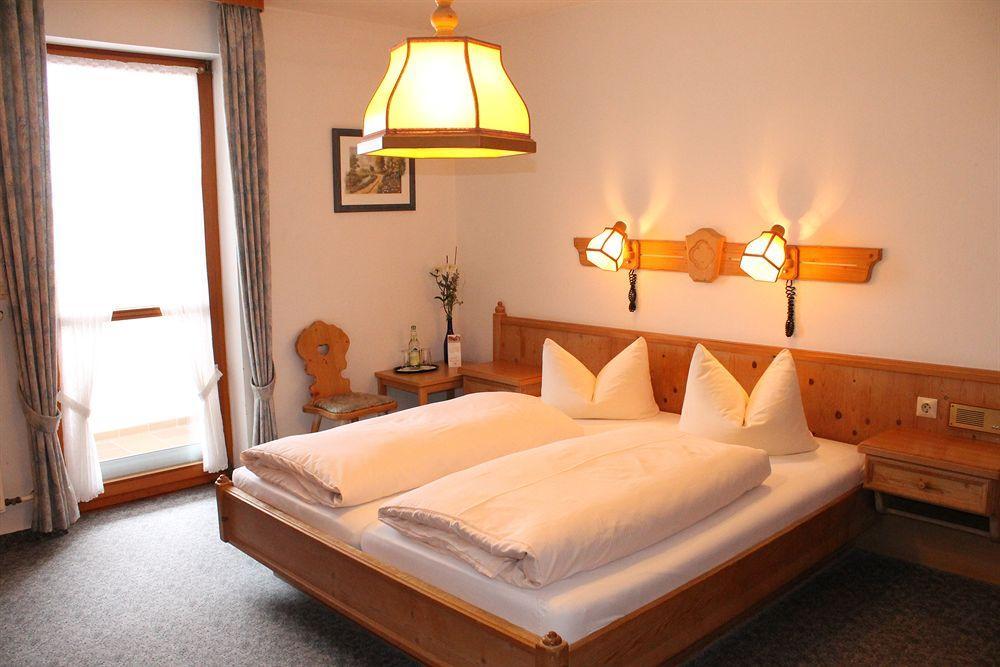 Sindersdorfer Hof Hotel Hilpoltstein Luaran gambar