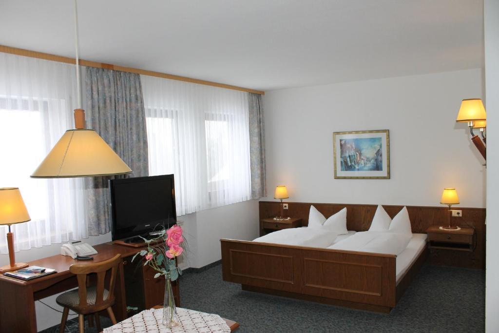 Sindersdorfer Hof Hotel Hilpoltstein Bilik gambar